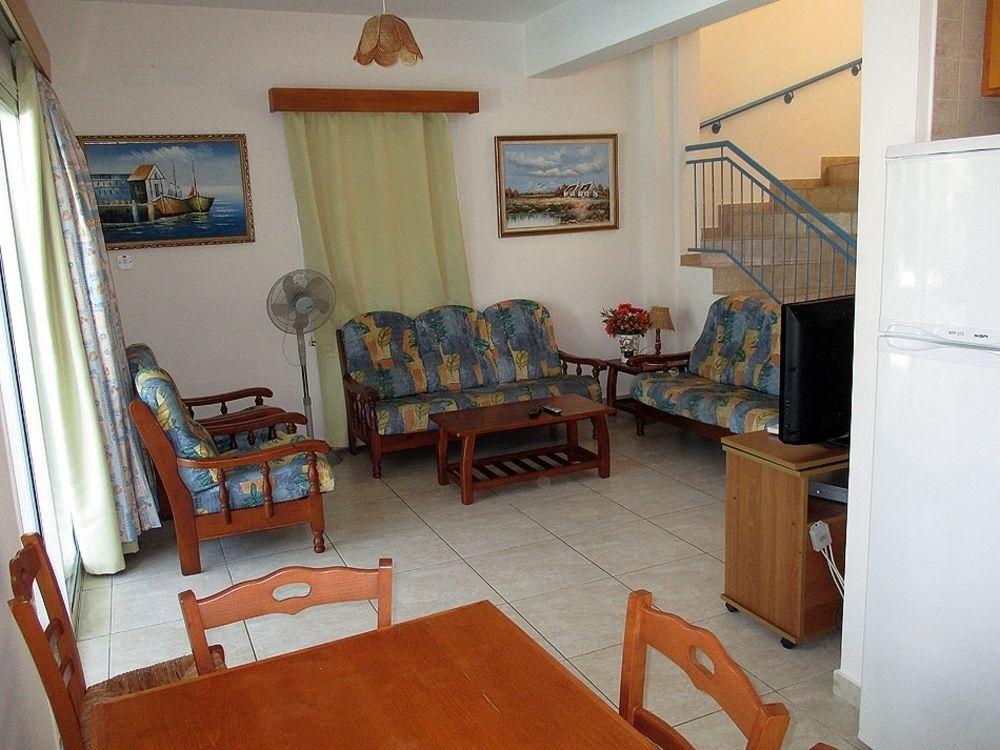 Rododafni Villas Klorakas ภายนอก รูปภาพ