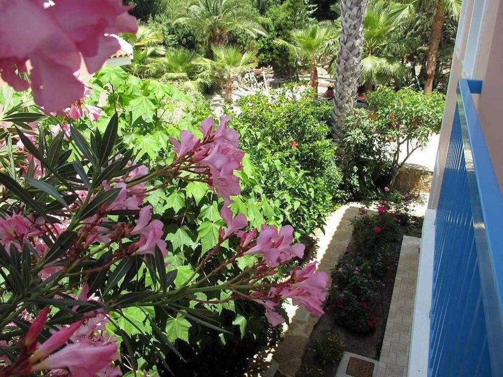 Rododafni Villas Klorakas ภายนอก รูปภาพ