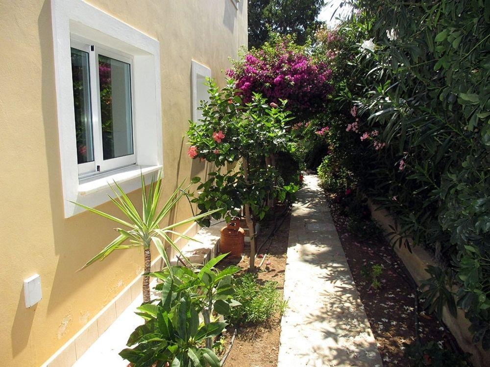 Rododafni Villas Klorakas ภายนอก รูปภาพ
