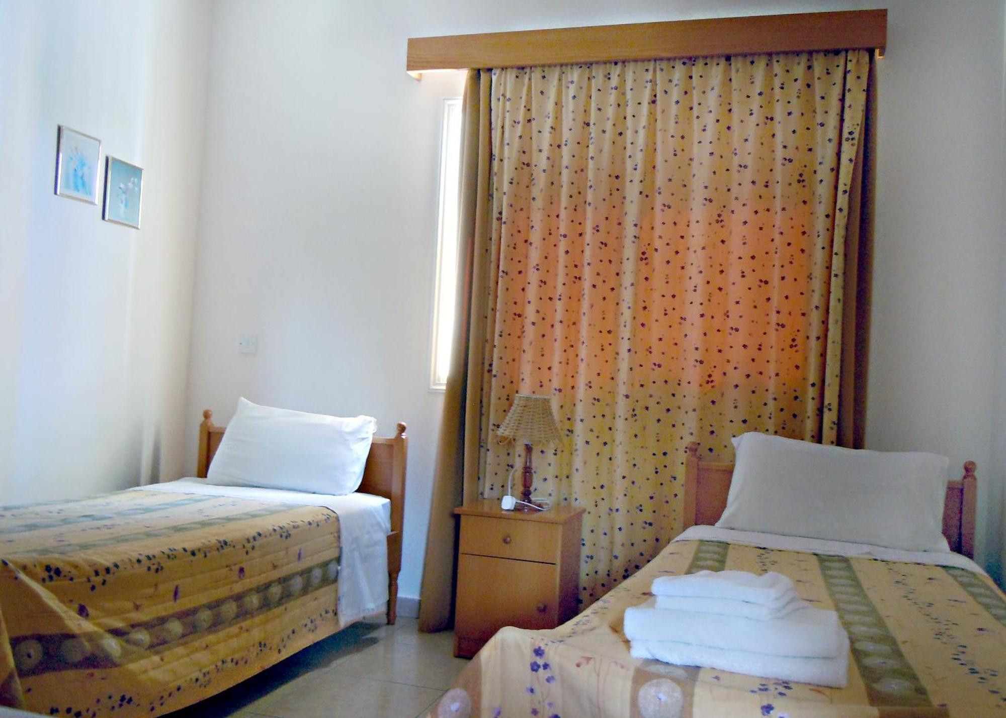 Rododafni Villas Klorakas ภายนอก รูปภาพ
